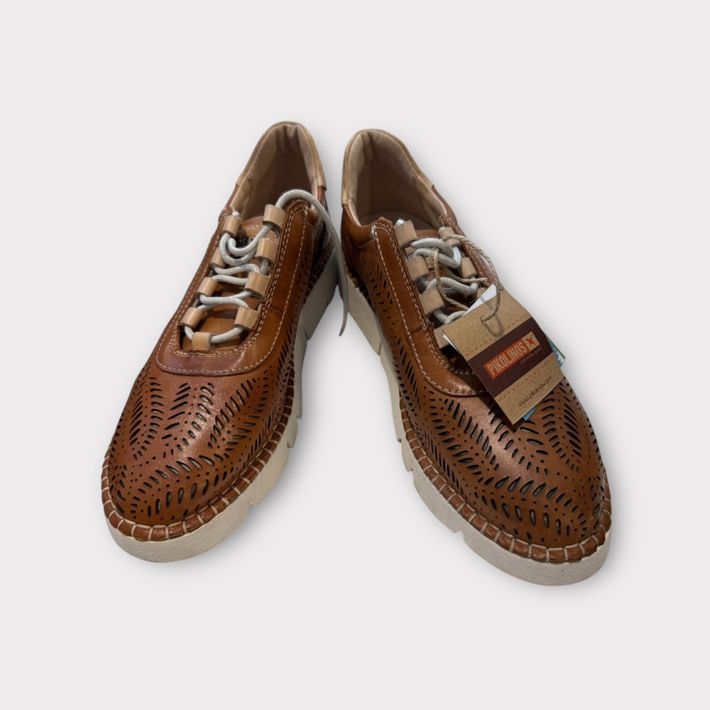 PIKOLINOS  NWT lightweight leather trainers - Picture 2 of 14